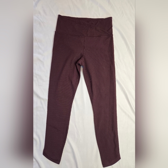 Athleta Pants - Athleta Elation Crossover Ribbed 7/8 Leggings Asymmetrical Cuff Women’s Size Med